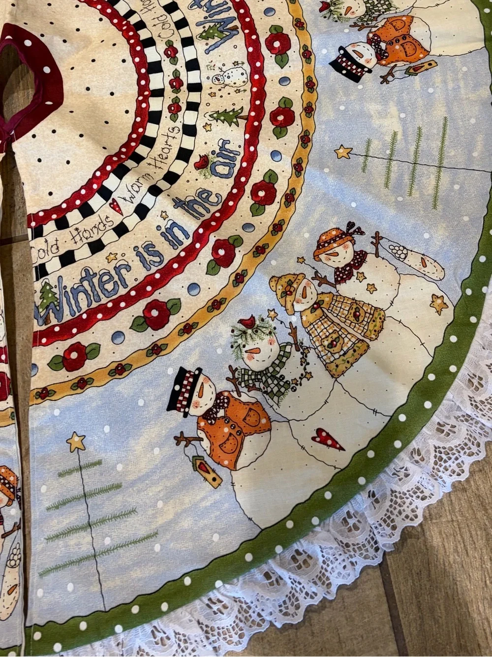 Vintage 90s Festive Christmas Snowman Small Tree Skirt